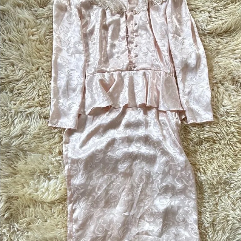 Elegant Pink Satin dress